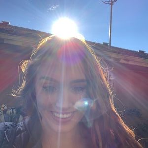 Meet your Posher, Zoee